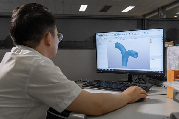 應(yīng)用中望3D設(shè)計(jì)聯(lián)塑管道